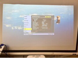 Epson EB-685Wi 2272часа клас А