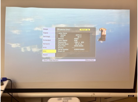 Epson EB-685Wi 2272часа клас А