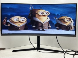 Samsung C34H890WGU 34" (клас А)