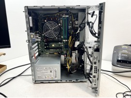 Lenovo ThinkStation P330 Xeon E-2124G 16GB 260GB UHD P630