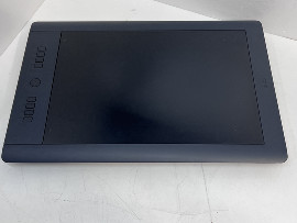 Таблет WACOM PTH-851 Intuos Pro Professional Pen - Touch Tablet (Black- Large) 12.80" x 8" Active Area клас А