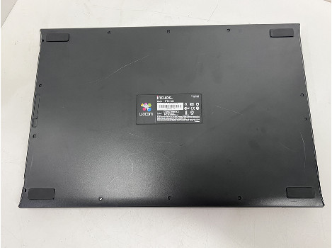 WACOM PTK-840 Intuos4 Digital Tablet (Large) 12.80" x 8" Active Area клас А
