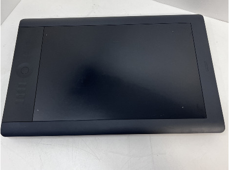 WACOM Intuos5 Touch PTH850 Large Pen Tablet 12.80" x 8" Active Area клас А