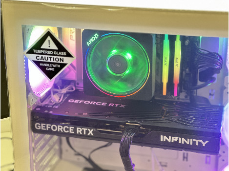 SubGo White Gen3 RYZEN 7 7700 32GB 1TB RTX5070