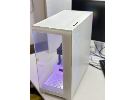 SubGo White Gen3 RYZEN 7 7700 32GB 1TB RTX5070