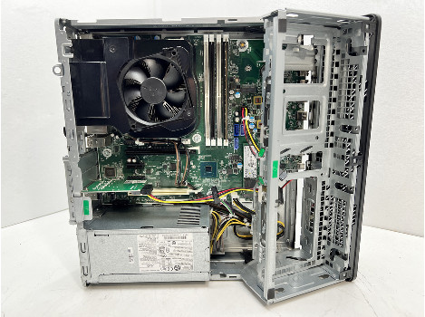 HP EliteDesk 800 G5 i3-9300 8GB 260GB UHD 630