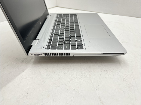 HP ProBook 650 G4 15.6" i3-8130U 8GB 130GB клас А