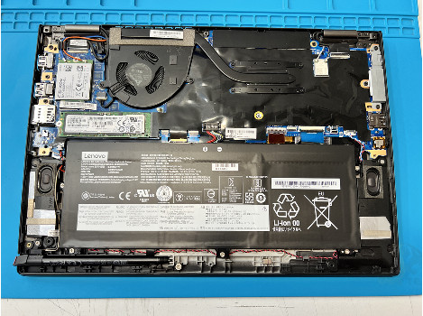 Lenovo ThinkPad X390 Yoga 13.3" touch i5-8365U 16GB 260GB клас А