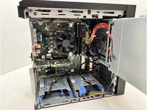 Dell Precision 3630 E-2124 16GB 260GB Quadro P620 2GB