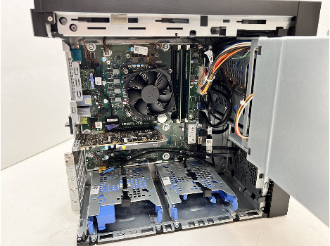 Dell Precision 3630 E-2124 16GB 260GB Quadro P620 2GB