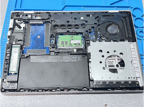 HP ProBook 650 G4 15.6" i5-8350U 16GB 260GB клас А