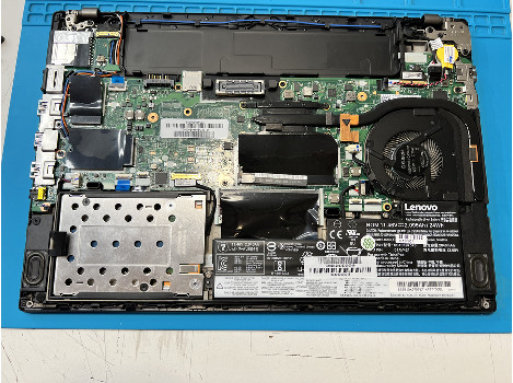 Lenovo ThinkPad T470 14" i5-7300U 8GB 260GB клас А