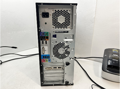 HP Z240 Workstation E3-1240 v5 16GB 500GB Quadro K2200 4GB