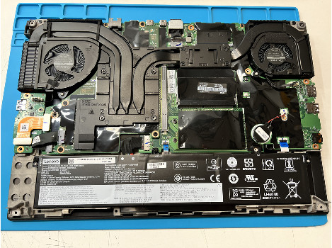 Lenovo ThinkPad P15 G1 15.6" i7-10875H 32GB 1TB клас А