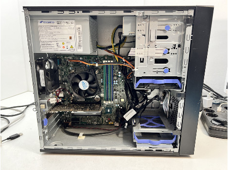 Lenovo ThinkStation P320 i7-7700 16GB 260GB Quadro P600 2GB