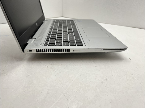 HP ProBook 650 G4 15.6" i5-8250U 8GB 260GB клас А