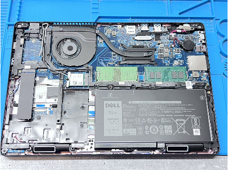 Dell Latitude 5490 14" i3-8130U 8GB 260GB клас А