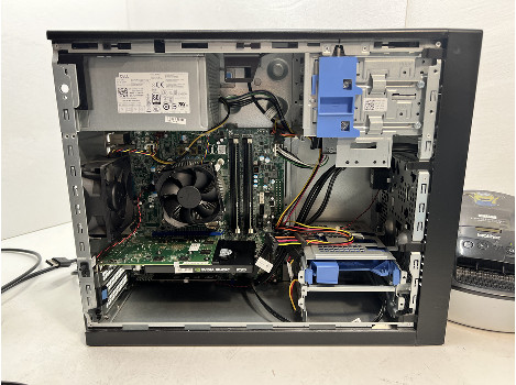 Dell T3620 E3-1220 v5 16GB 256GB Quadro K2200 4GB