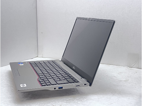 Fujitsu LIFEBOOK U7411 14" i5-1135G7 16GB 260GB клас А
