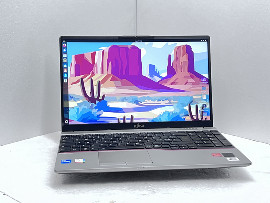 Лаптоп Fujitsu LIFEBOOK U7511 15.6" i5-1135G7 16GB 510GB клас Б