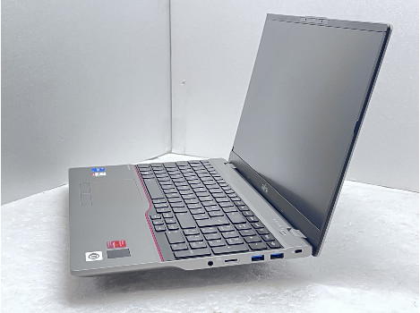 Fujitsu LIFEBOOK U7511 15.6" i5-1135G7 16GB 510GB клас Б