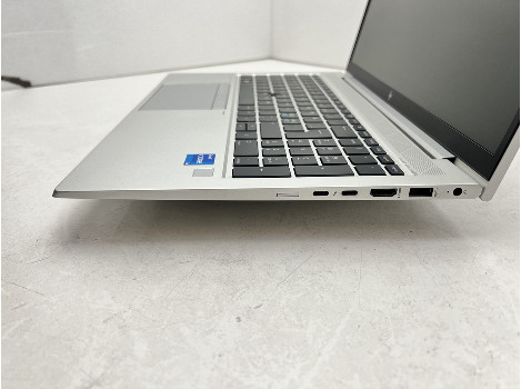 HP EliteBook 850 G8 15.6" i5-1135G7 16GB 260GB клас Като Нов