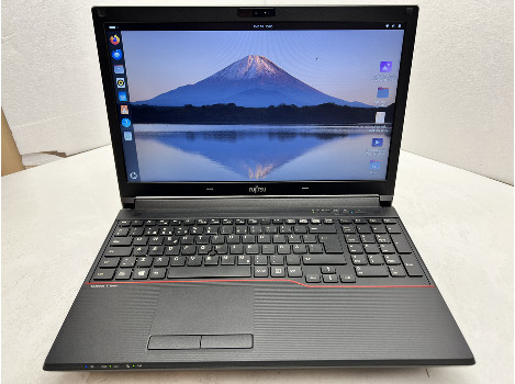 Fujitsu LIFEBOOK E556 15.6" i3-6100U 8GB 260GB клас А
