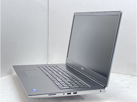 Dell Precision 7760 17.3" i9-11950 32GB 1020GB клас А