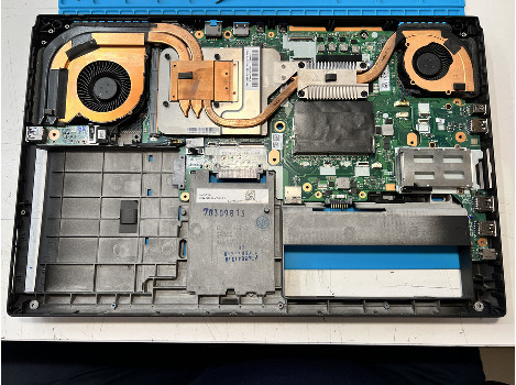 Lenovo ThinkPad P70 17.3" i7-6820HQ 16GB 510GB клас А