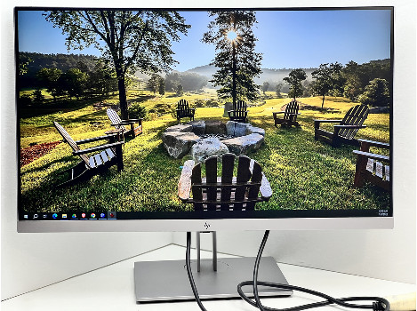 HP EliteDisplay E273 27" (клас А)