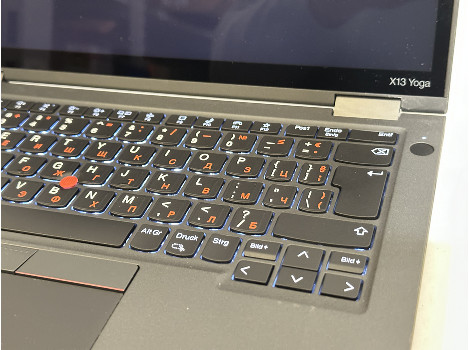 Надписване на клавиатури с лепенки