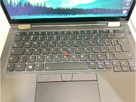 Надписване на клавиатури с лепенки