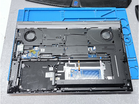 HP ZBook Fury 17 G8 17.3" i7-11850H 32GB 510GB клас А