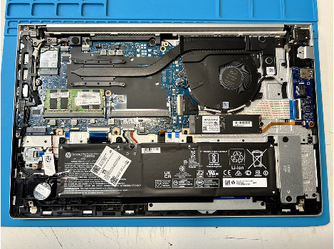 HP ProBook 650 G8 15.6" i7-1165G7 16GB 510GB клас Като Нов