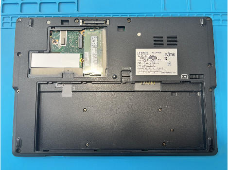 Fujitsu LIFEBOOK U7310 13.3" i5-10210U 16GB 510GB клас Като Нов