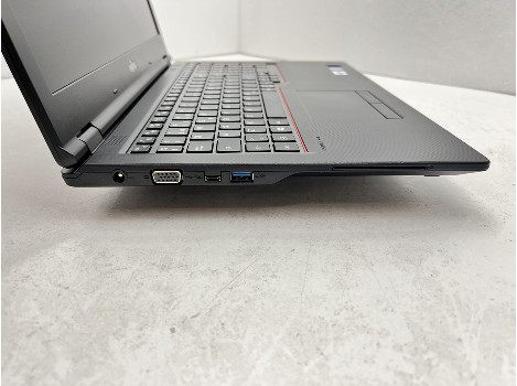 Fujitsu LIFEBOOK E559 15.6" i3-8145U 8GB 260GB клас А