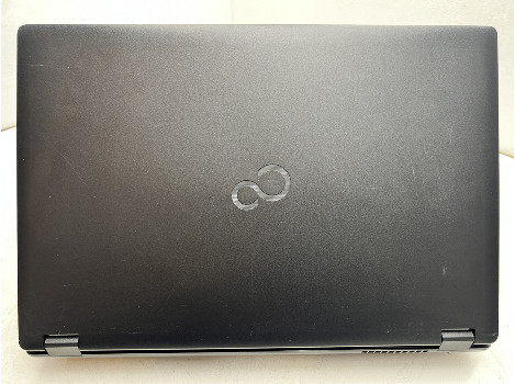 Fujitsu Lifebook E5511 15.6" i7-1165G7 16GB 510GB клас А