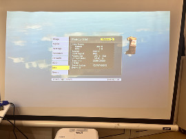 Epson EB-685Wi 462часа клас А