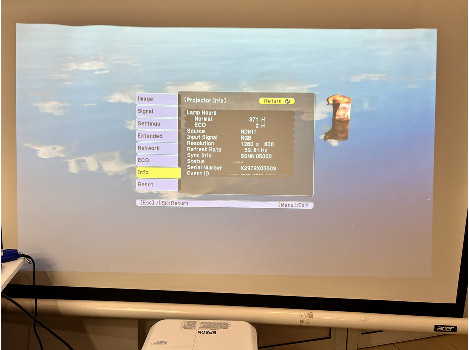 Epson EB-685Wi 371часа клас А