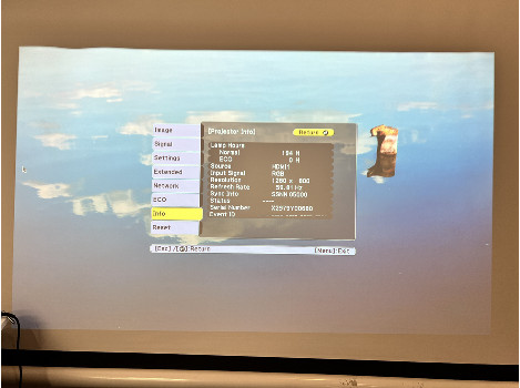 Epson EB-685Wi 194часа клас А