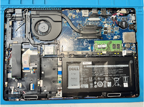 Dell Latitude 5490 14" i3-8130U 8GB 260GB клас А