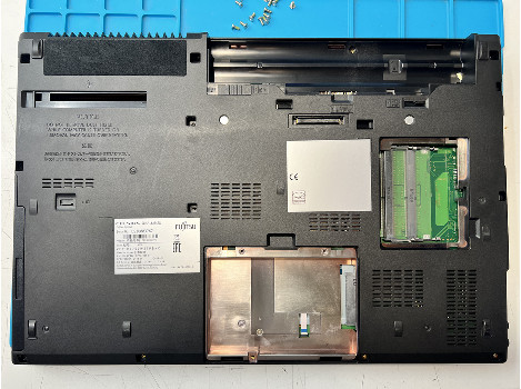 Fujitsu CELSIUS H770 15.6" i7-7820HQ 16GB 510GB клас А