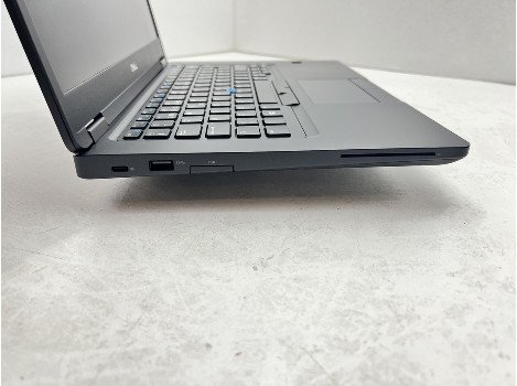 Dell Latitude 5490 14" i3-8130U 8GB 260GB клас А