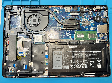 Dell Latitude 5490 14" i3-8130U 8GB 260GB клас А