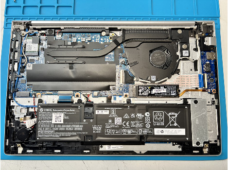 HP EliteBook 650 G9 15.6" i7-1255U 32GB 1020GB клас Като Нов