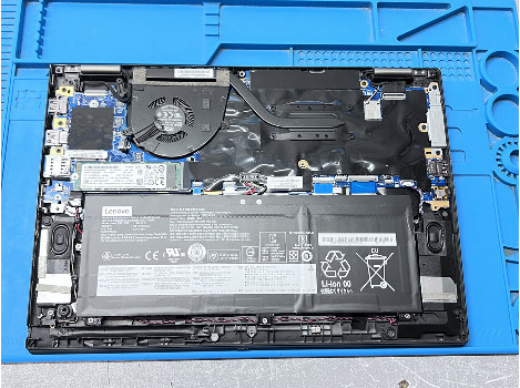 Lenovo ThinkPad X390 Yoga 13.3" touch i7-8665U 16GB 260GB клас Б