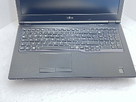 Лаптоп Fujitsu LIFEBOOK E559 15.6" i3-8145U 8GB 260GB клас А