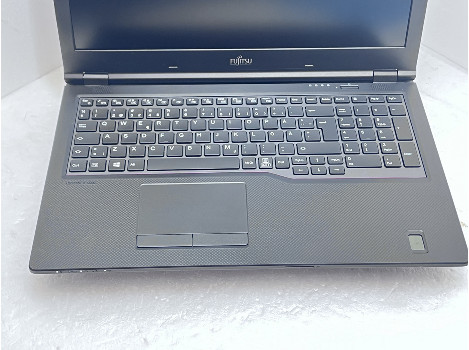 Fujitsu LIFEBOOK E559 15.6" i3-8145U 8GB 260GB клас А