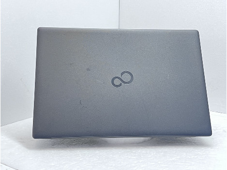 Fujitsu LIFEBOOK A3511 15.6" i3-1115G4 8GB 260GB клас А