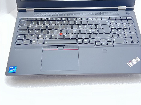 Lenovo Thinkpad P15 G2 15.6" i7-11850H 32GB 1020GB клас А